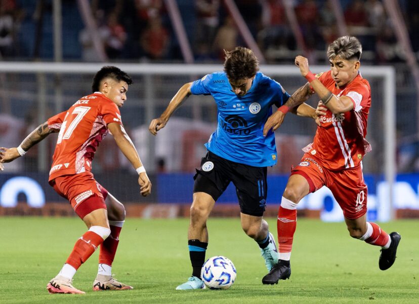 NOTICIAS ARGENTINAS BAIRES OCTUBRE 23: Belgrano CBA se enfrenta a Argentinos Juniors en el estadio de Rosario Central, por la primera semifinal de la Copa Argentina 2025. FOTO: (X/REDES@Belgrano)/NA.