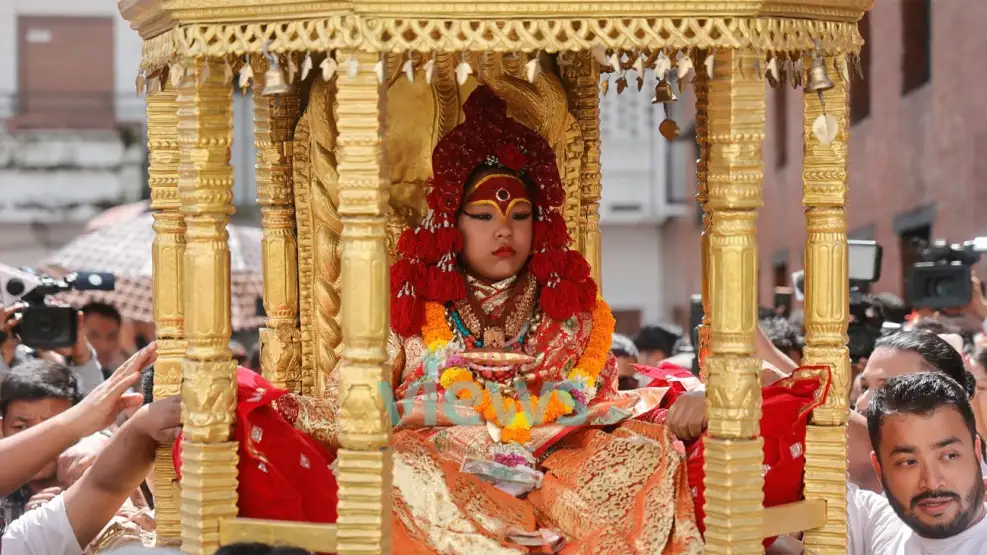 Con solo dos años y medio, Aryatara fue proclamada Diosa viviente