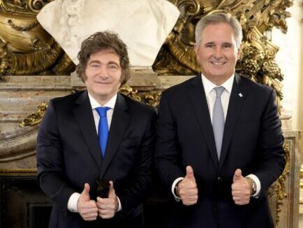 Javier Milei y Pablo Quirno. Foto NA