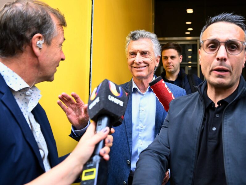 El ex presidente Mauricio Macri reune hoy desde las 10 a la cúpula del PRO con el objetivo de discutir su vínculo con La Libertad Avanza (LLA), el partido del presidente Javier Milei, con quien selló una alianza electoral en las elecciones nacionales del pasado 26 de octubre. Autor: JUAN FOGLIA/NA