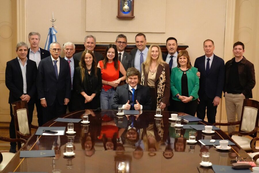 Foto del nuevo gabinete del Gobierno , esta mañana antes de la reunión