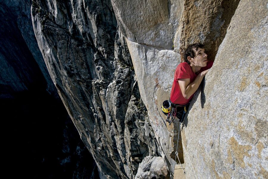 Alex Honnold, el hombre que realiza proezas imposibles desde la escalada