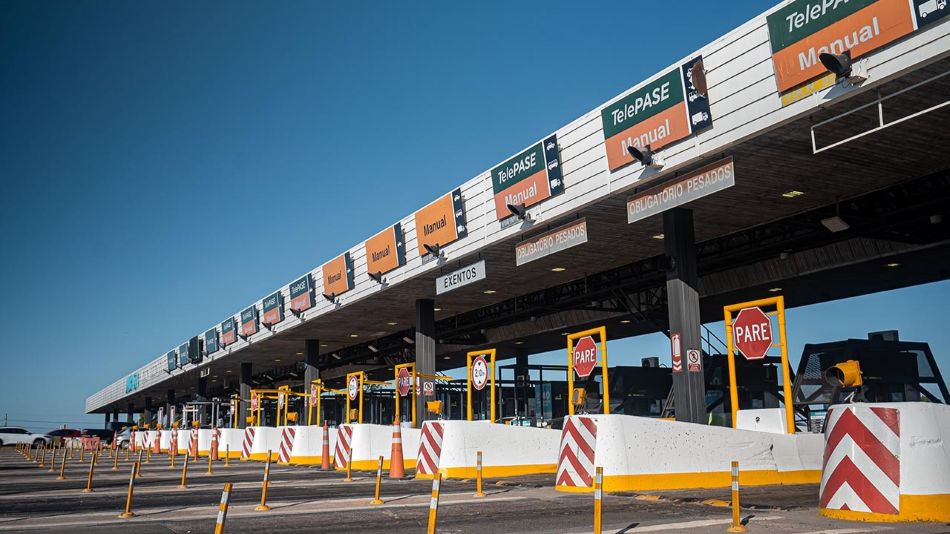 Más peajes y menos obras