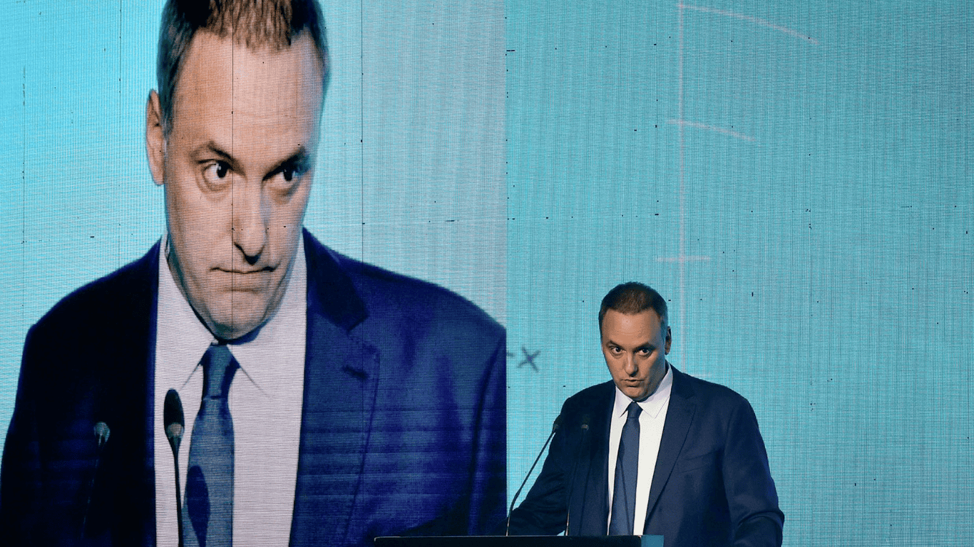 El testimonio de hoy ante el fiscal Pollicita busca esclarecer el origen de los fondos para las propiedades de Caballito y Exaltación de la Cruz. Mañana y el lunes será el turno de las "prestamistas".